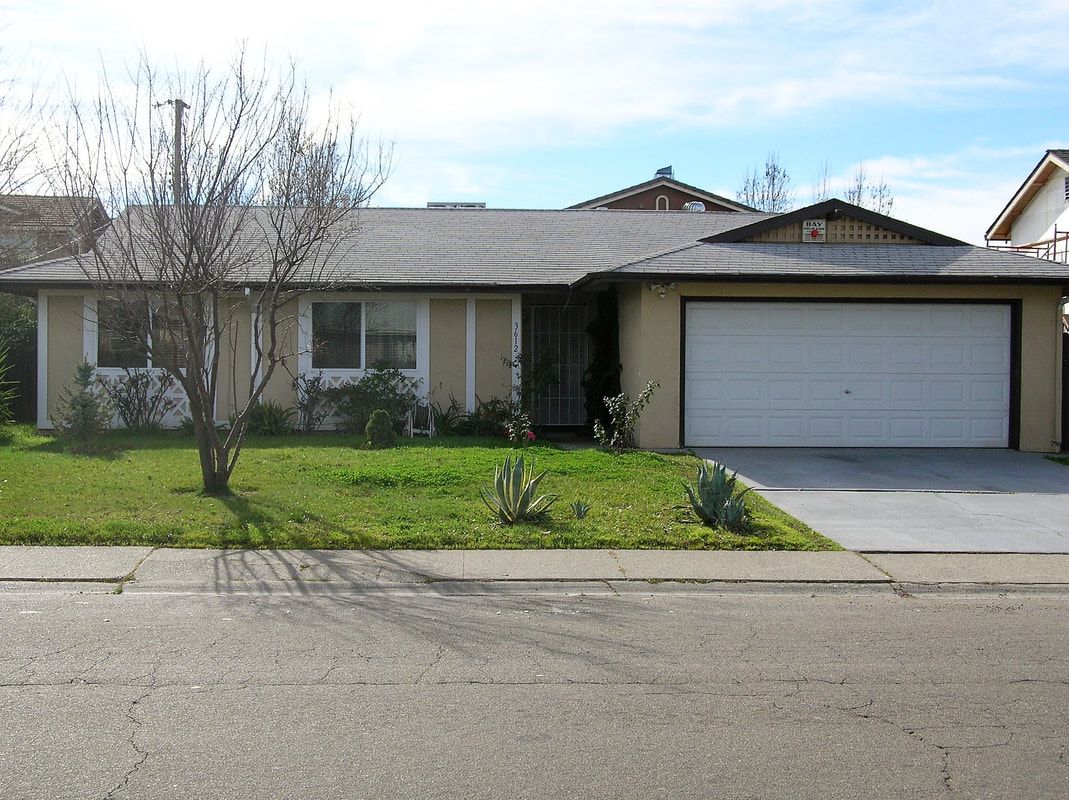 Sacramento housing can a landlord come into house when for sale?